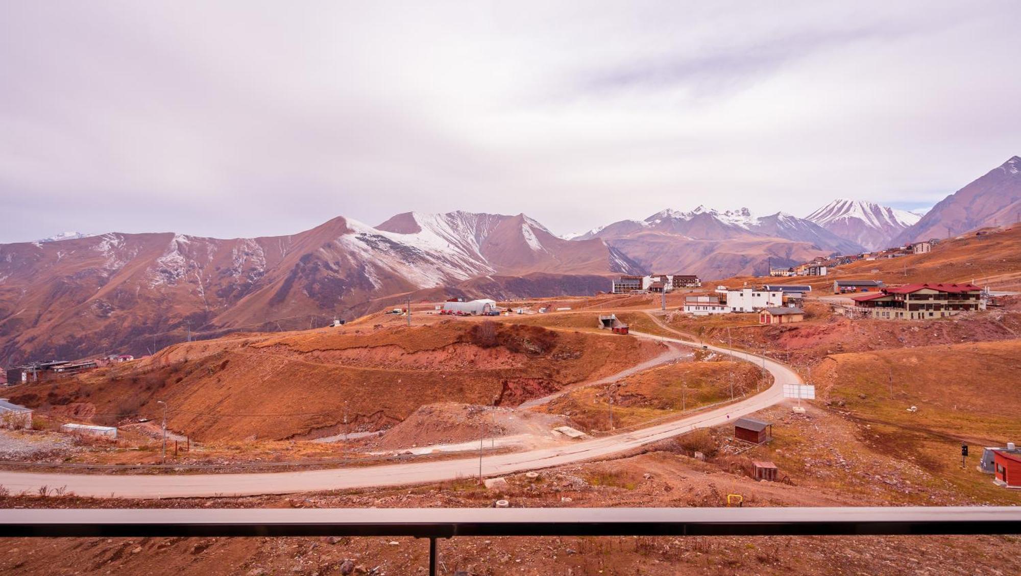 Gvc New Gudauri Alpic Mountain View Exterior foto